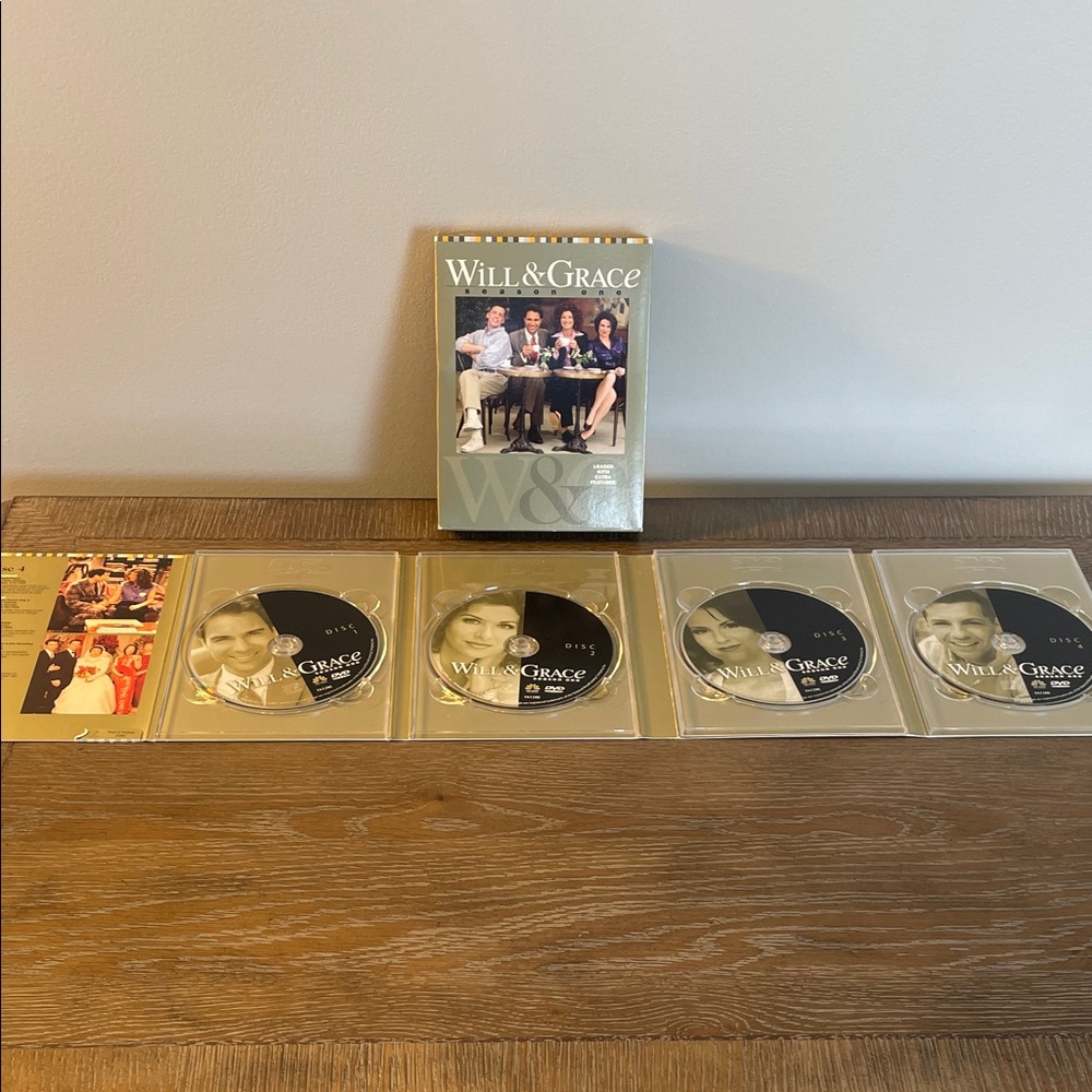 Will & Grace DVD Box Sets - Seasons 1, 3, 5, 6 and 7 - Picture 2 of 7